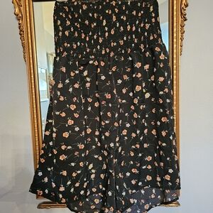 SHEIN Black Floral Smocked Romper